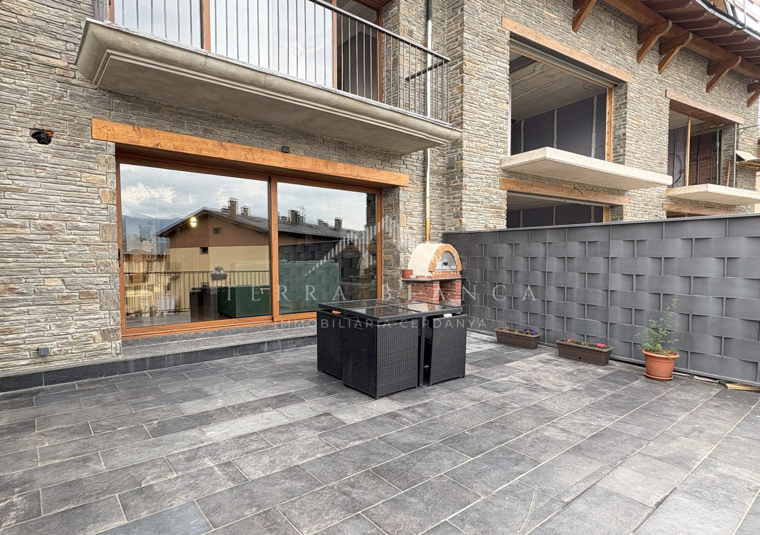 Inmobiliaria en Bellver de Cerdanya Terra Blanca